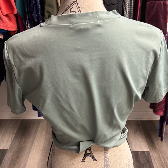 Light Green Crop Top - Picture 2 of 11